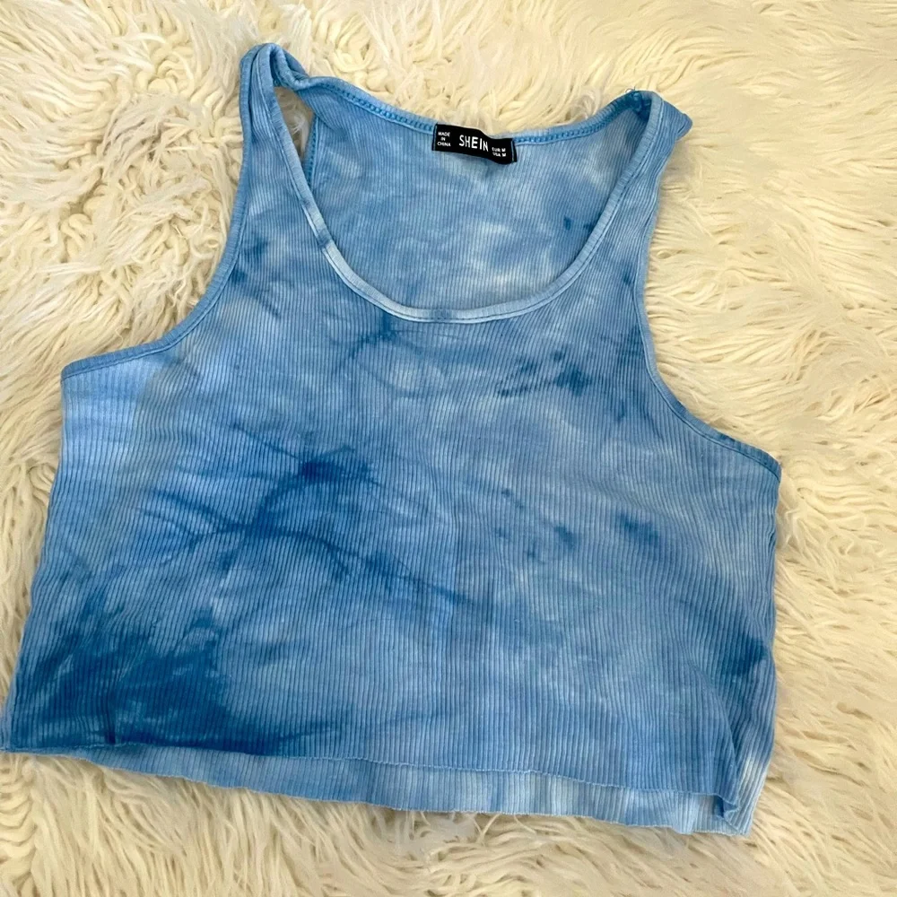 Size M - Picture 1 of 5